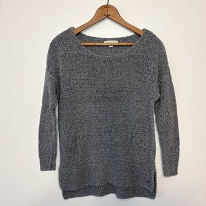 AE Pullover Sweater Knit Long Sleeve Scoop Neck Drop Shoulder Gray Small